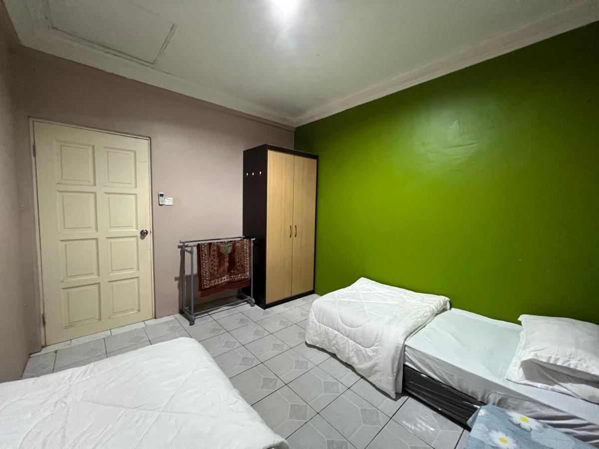 Hanif Homestay Kuching Exteriér fotografie