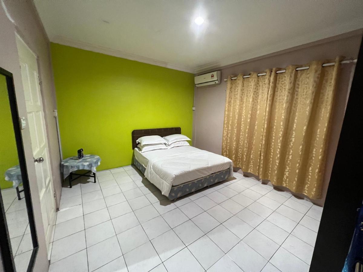 Hanif Homestay Kuching Exteriér fotografie