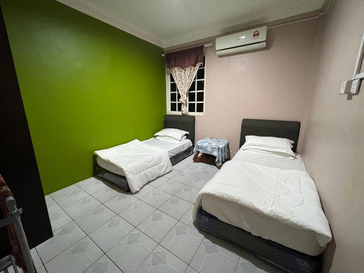 Hanif Homestay Kuching Exteriér fotografie