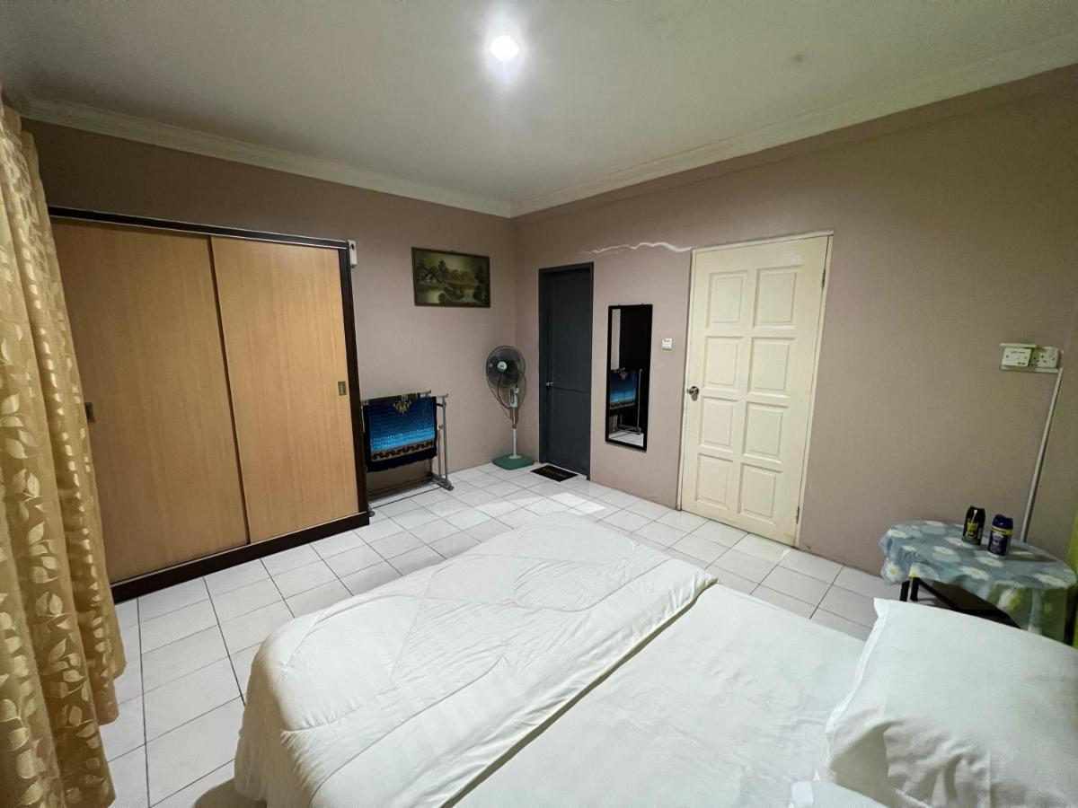 Hanif Homestay Kuching Exteriér fotografie