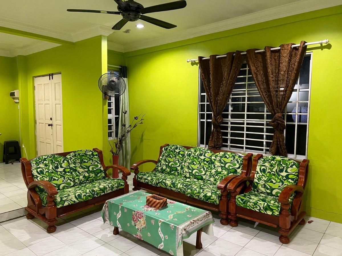 Hanif Homestay Kuching Exteriér fotografie
