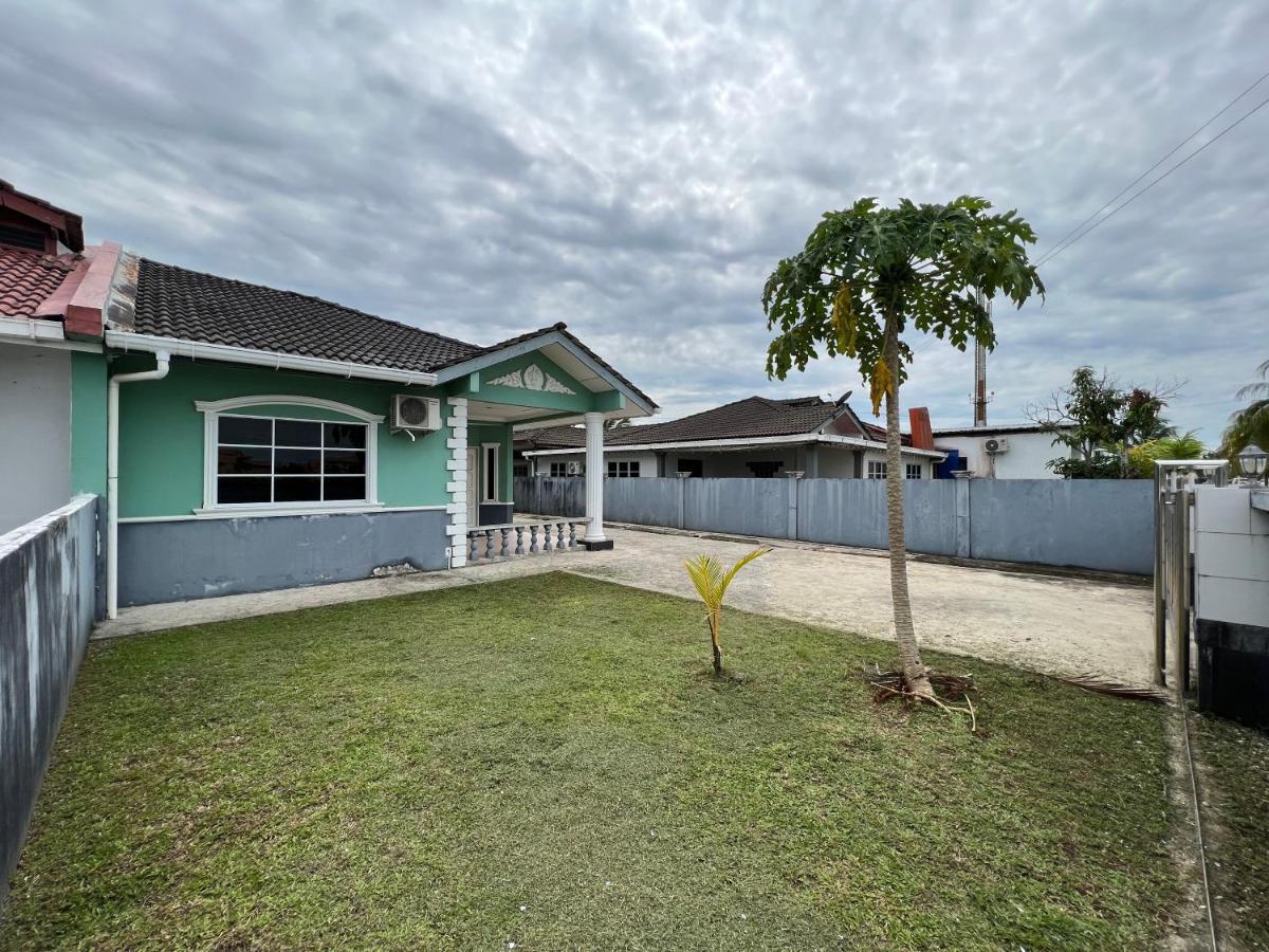 Hanif Homestay Kuching Exteriér fotografie