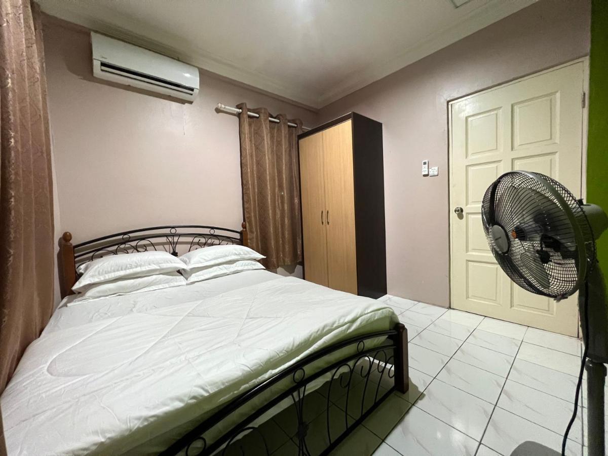Hanif Homestay Kuching Exteriér fotografie
